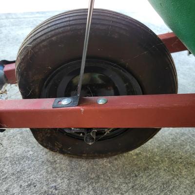 True Temper Wheelbarrow (G-DW)