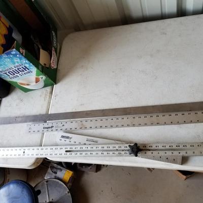 Squares and Rulers
