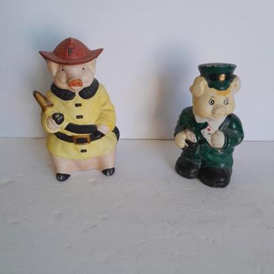Pigs with a profession, First responder Pigs Firefighter and Officer