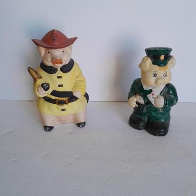 Pigs with a profession, First responder Pigs Firefighter and Officer