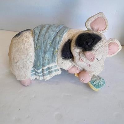 Pig musical box, treasure box, and pig figure