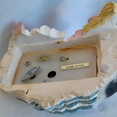 Pig musical box, treasure box, and pig figure