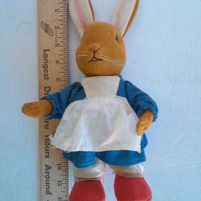 RARE Vintage Kersa Germany Female Rabbit collectible with metal foot tag