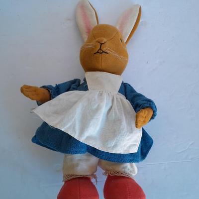 RARE Vintage Kersa Germany Female Rabbit collectible with metal foot tag