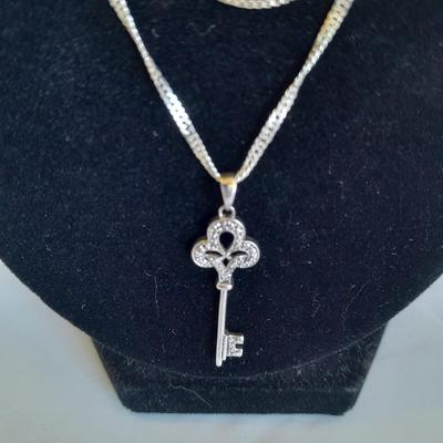 Marked .925 Key and chain necklace