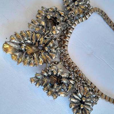 Talbots faux gemstone necklace