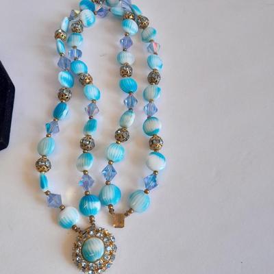 Two vintage necklaces