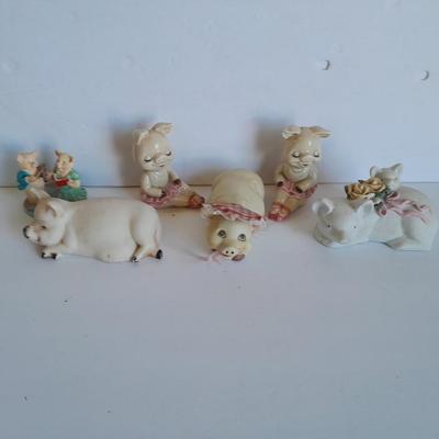 More pigs! Collectible pigs ballerina pig salt & pepper and others
