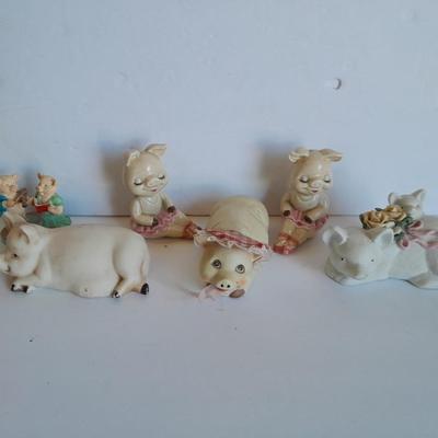 More pigs! Collectible pigs ballerina pig salt & pepper and others