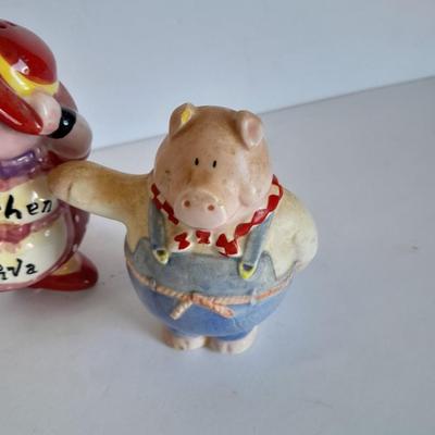 Pig salt and pepper shakers and figures
