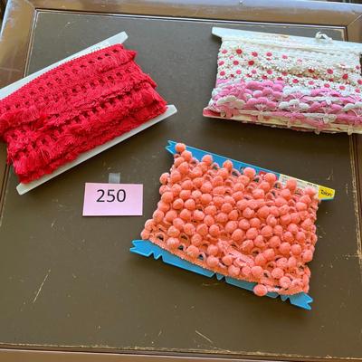 Vintage edging PomPoms!
