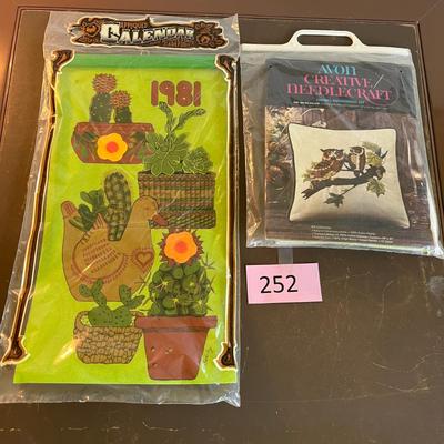 Vintage sewing kits!