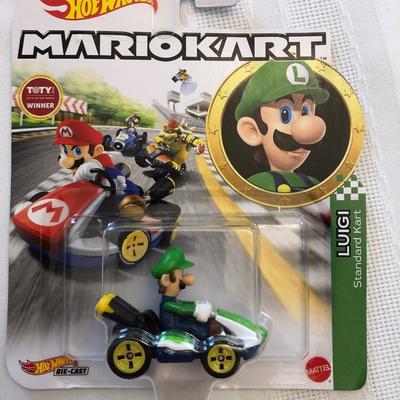 Mario Kart / Hot Wheels