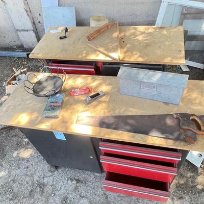 Tool benches and saw