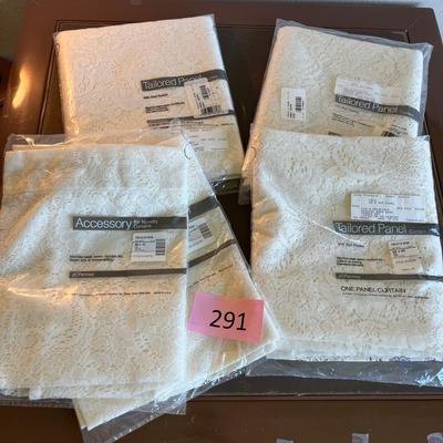 JC Penny Lace Curtains NIP