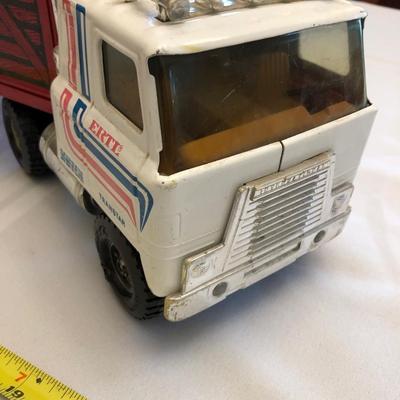 Ertl Transtar metal truck