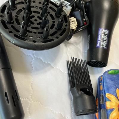 Hot Shot Tools Blow Dryer and Makeup Bag