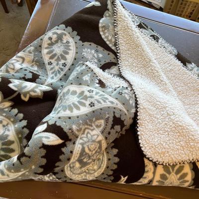 Paisley Throw