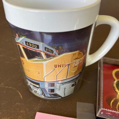 Union Pacific Mug & Key fob