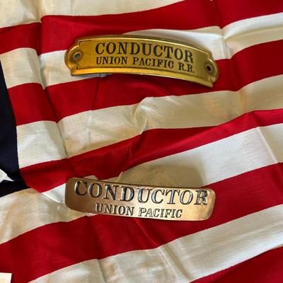 Union Pacific Vintage Conductor Hat Badges w/ Silk Award Flag