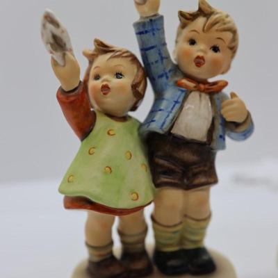 HUMMEL - Two Figurines