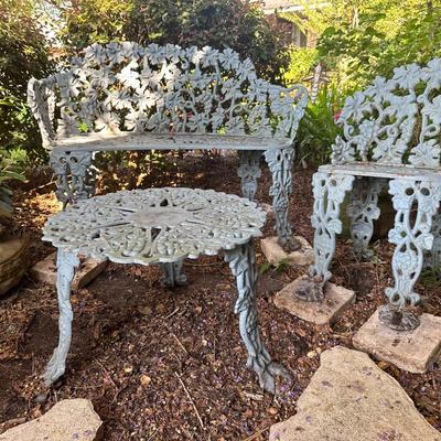 Vintage Wrought Iron Grape & Leaf Vine Lawn Furniture