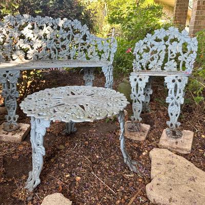 Vintage Wrought Iron Grape & Leaf Vine Lawn Furniture