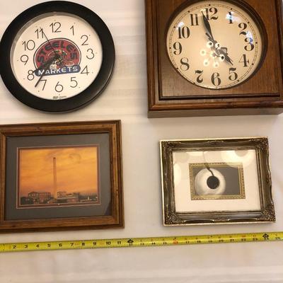 2 Clocks and 2 Picture Frames