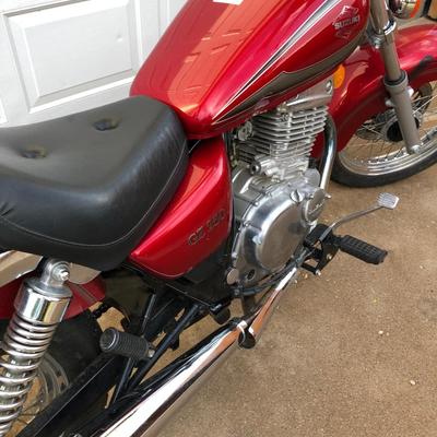 2001 Suzuki GZ 250 Motorcycle NO RESERVE