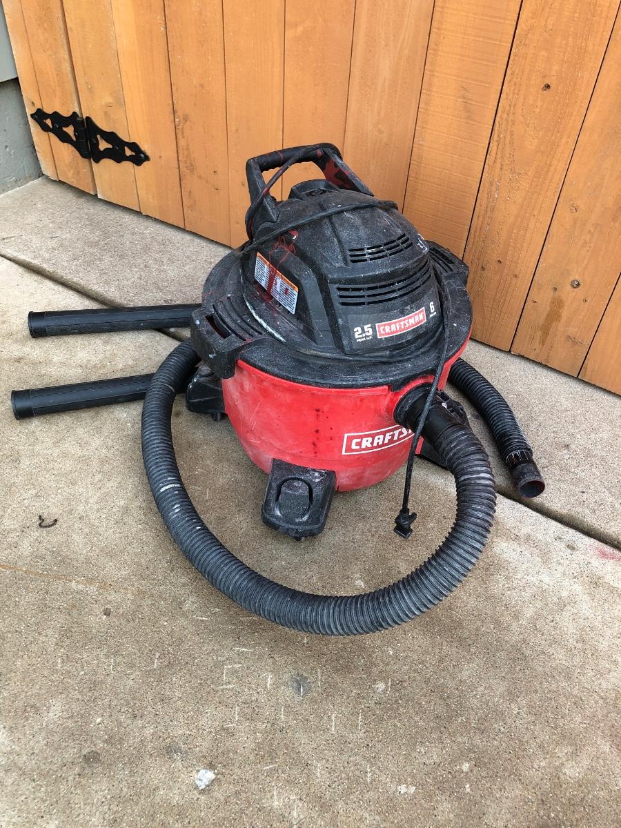 Craftsman 2.5 hp, 6 gallon Shop Vac | EstateSales.org