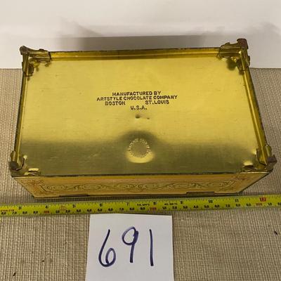 Beautiful Tin Candy Box
