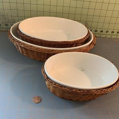 6 stoneware Baking Dishes in Carrying Baskets
