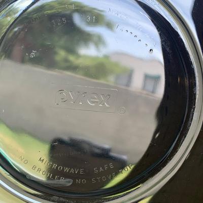 Glassware: Pyrex Bowls & Tray + Plastic Floral bowls