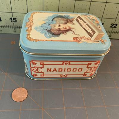 Variety of Beautiful Vintage-style Tins