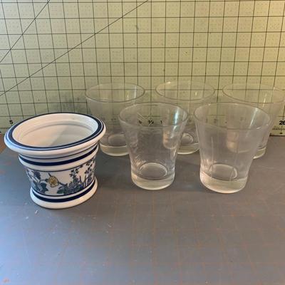 1 planter Flower Pot + 5 drinking glasses