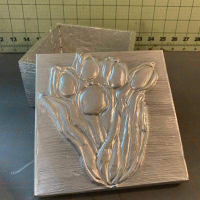 4 transparant vase + storage box + soap