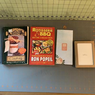 Various home dÃ©cor and cookbooks
