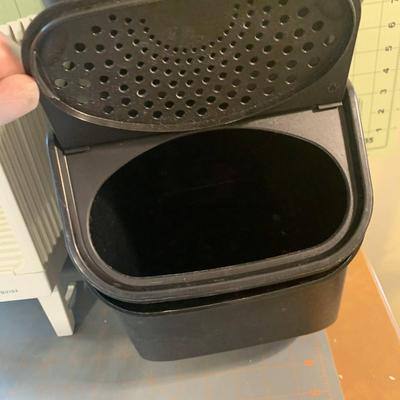 Storage container + Colander + Bowl Holder + Bread Slicer