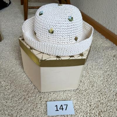 Summer Hat and Hat Box