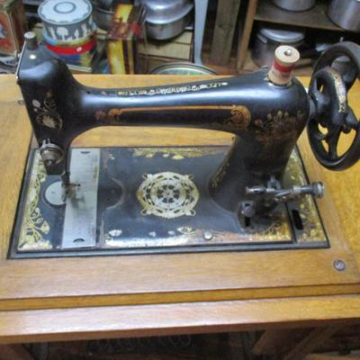 Vintage Waynick Sewing Machine With Cabinet - D