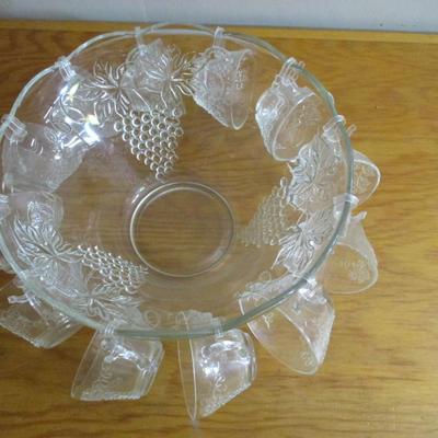 Vintage Punch Bowl With Glasses - B
