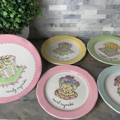 Delicious delightful dainty dessert setï¿¼