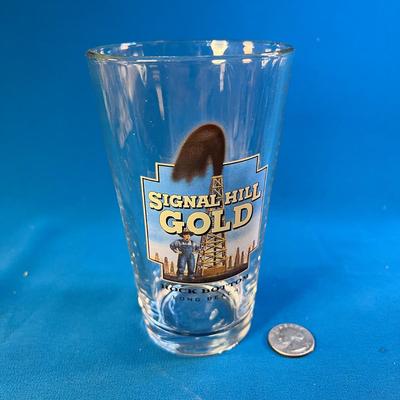 SIGNAL HILL GOLD BEER PINT GLASS
