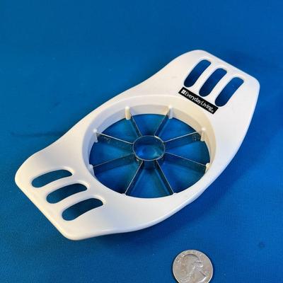 EVERDAY LIVINGâ€ APPLE SLICER/CORER