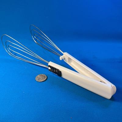 WHISK/LOCKING HANDLE TONGS 12â€