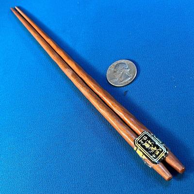 WOOD SCULPTED CHOP STICKS W/ORIGINAL TAG