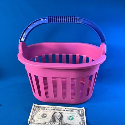 PLASTIC HANDLED BASKET CADDY 10â€ DIAMETER