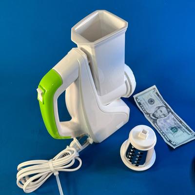 PRESTO SALAD SHOOTER CLEAN LIKE NEW