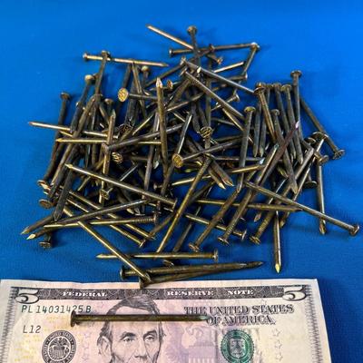 BAG OF 2-1/2â€ NAILS NEW