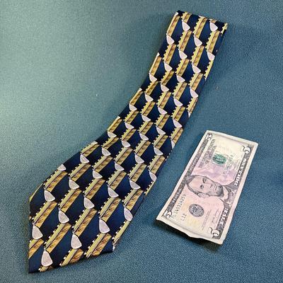 RON BOONE GOLF THEMED SILK HANDMADE MENâ€™S NECK TIE